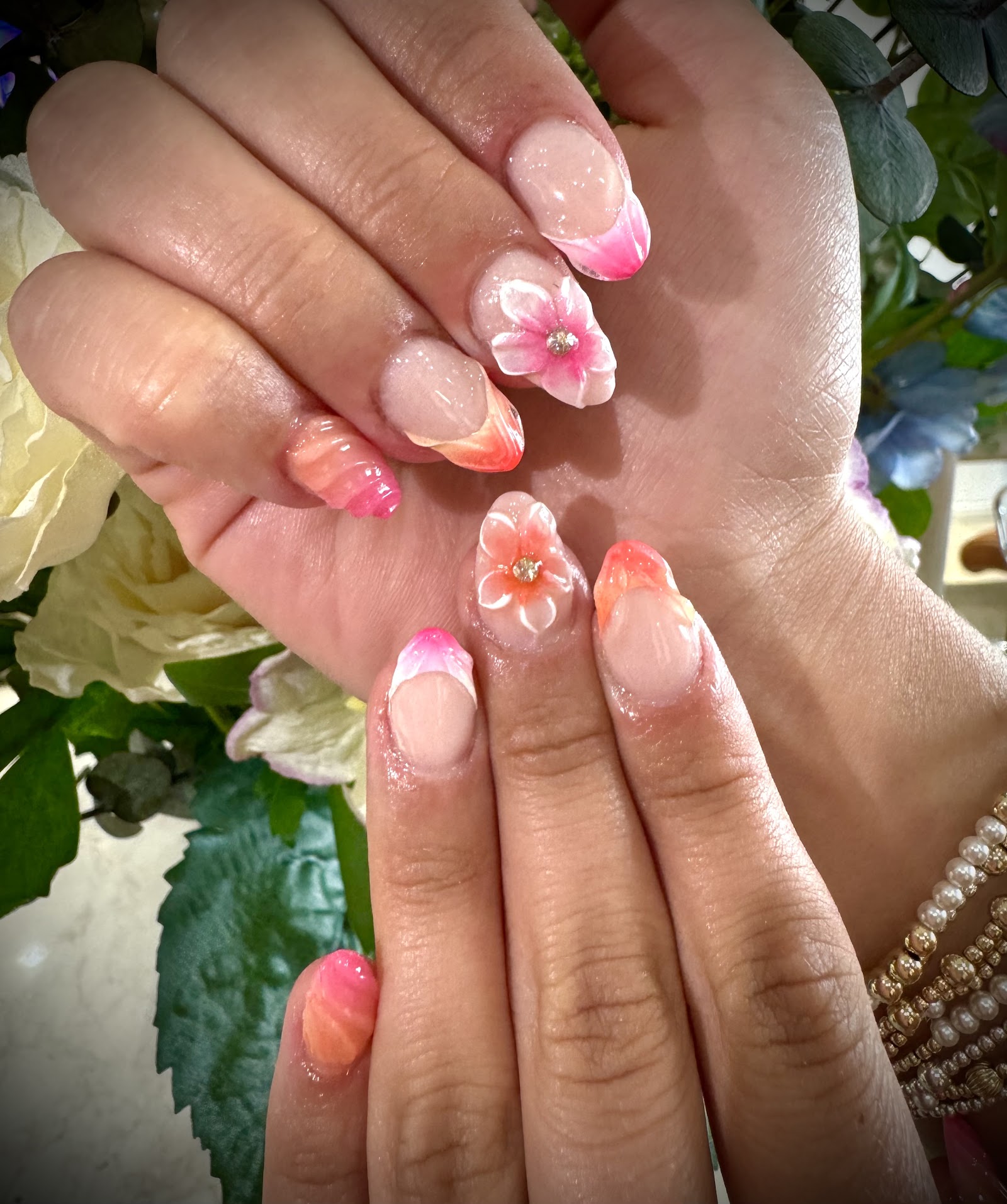 SPARKLE NAILS nail photo 4